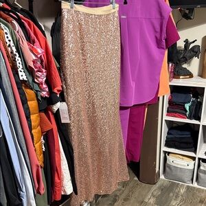 Elegant Sequin Skirt in Rose Gold